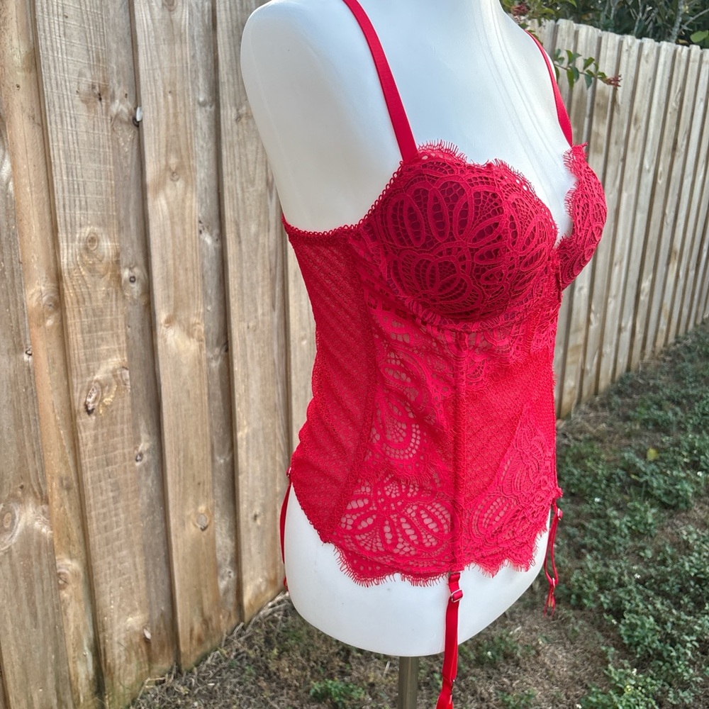 Victoria's Secret Red Corset top 36C. - Picture 2 of 8